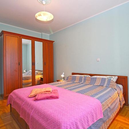Apartments Veroslava 2159 Pula Exterior photo